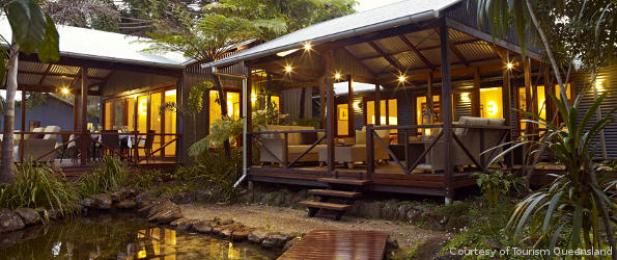 Sunshine Coast Accommodation Retreat Courtesy Tourism Queensland