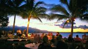 Tropical North Queensland Dinning - Courtesy of Tourism Queensland
